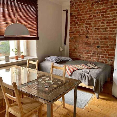 Studio Apartment, View Over The Roofs For The Sunrise Helsinki Exterior photo